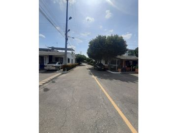 VENDO CASA CONJUNTO VIA GIRARDOT A LA VARIANTE A ESPINALTOLIMA