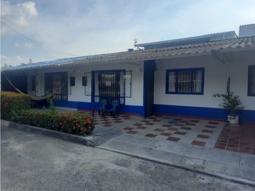 VENDO CASA CONJUNTO VIA GIRARDOT A LA VARIANTE A ESPINALTOLIMA