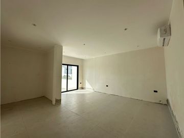 CASA DE LUJO EN PREVENTA EN URBANIZACIÓN CIUDAD DEL MAR - MANTA