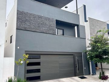Casa en venta Dominio Cumbres
