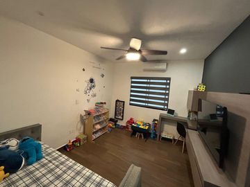 Casa en venta Dominio Cumbres