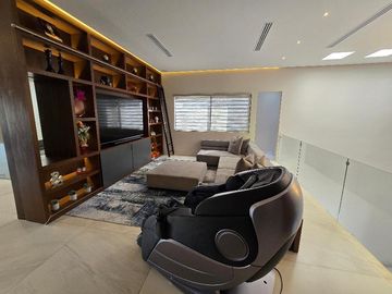 Casa 5 Recámaras Venta Residencial Lagos del Sol en Cancún