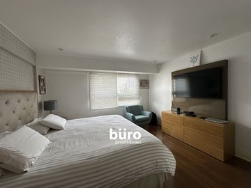 HERMOSO PENTHOUSE EN ALQUILER EN SAN ISIDRO SEMIAMOBLADO GRAN TERRAZA