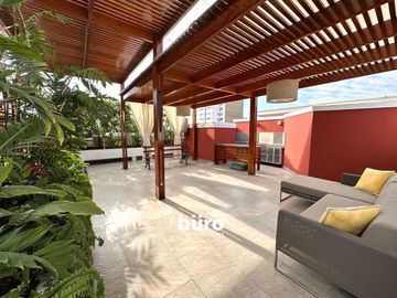 HERMOSO PENTHOUSE EN ALQUILER EN SAN ISIDRO SEMIAMOBLADO GRAN TERRAZA