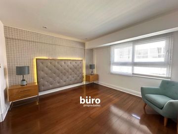 HERMOSO PENTHOUSE EN ALQUILER EN SAN ISIDRO SEMIAMOBLADO GRAN TERRAZA