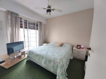 DEPARTAMENTO 4 AMBIENTES VENTA FLORES BALCON