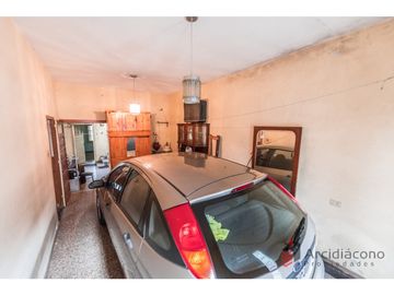 VENTA CASA 4 AMBIENTES CON COCHERA. MURGUIONDO 4600, VILLA LUGANO.