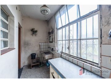 VENTA CASA 4 AMBIENTES CON COCHERA. MURGUIONDO 4600, VILLA LUGANO.