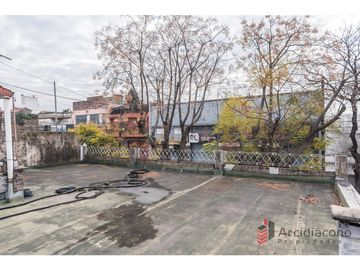 VENTA CASA 4 AMBIENTES CON COCHERA. MURGUIONDO 4600, VILLA LUGANO.