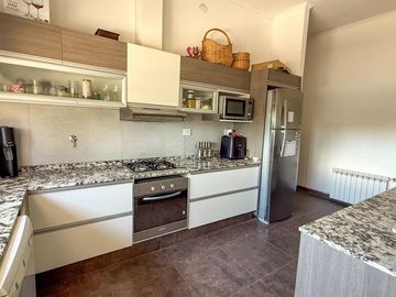 Venta casa una planta callejon cerrado Vistalba