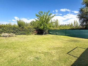 Venta casa una planta callejon cerrado Vistalba