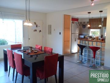 Casa en venta de 4 dormitorios en Altos de Palihue