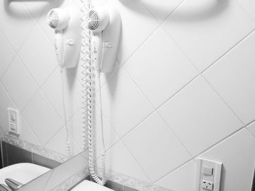 VENDO DUPLEX CENTRO AMOBLADO