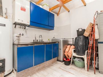 Dpto 3 amb venta en Lomitas con patio Apto Credito