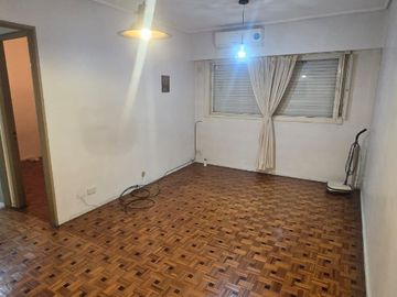 Departamento en alquiler en Bernal Centro
