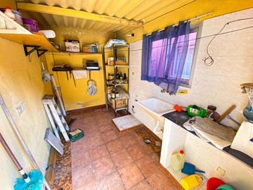 VENTA DE PH INTERNO 4 AMBIENTES C/ PATIO BANFIELD