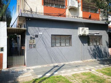 VENTA DE PH INTERNO 4 AMBIENTES C/ PATIO BANFIELD