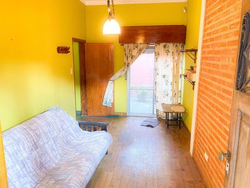VENTA DE PH INTERNO 4 AMBIENTES C/ PATIO BANFIELD