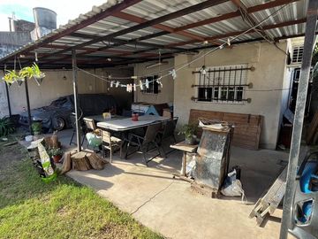 CASA 3 AMBIENTES EN VENTA EN CLAYPOLE