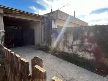 CASA 3 AMBIENTES EN VENTA EN CLAYPOLE
