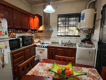 CASA 3 AMBIENTES EN VENTA EN CLAYPOLE