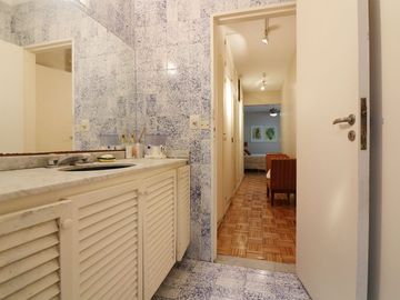PISO 4 AMBIENTES COCHERA DEPENDENCIA RECOLETA