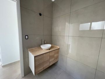 Casa estilo minimalista Bº La Quebrada Lujan