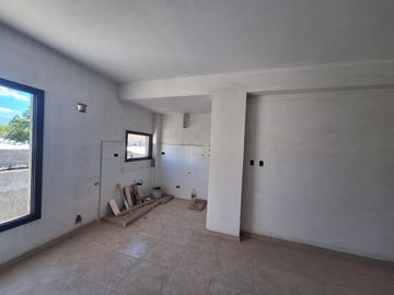 DEPARTAMENTO PLANTA BAJA CON PATIO