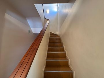 Venta duplex 4 amb + dep c/cochera  Villa Urquiza