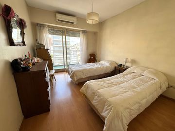 Venta duplex 4 amb + dep c/cochera  Villa Urquiza