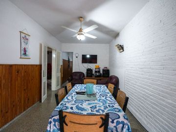 CASA EN VENTA DOS DORMITORIOS  LA FLORIDA
