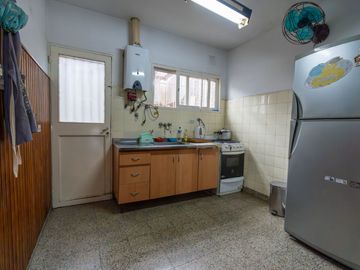 CASA EN VENTA DOS DORMITORIOS  LA FLORIDA
