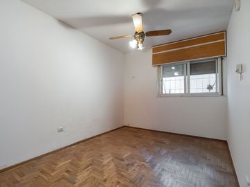 CASA EN VENTA DOS DORMITORIOS  LA FLORIDA