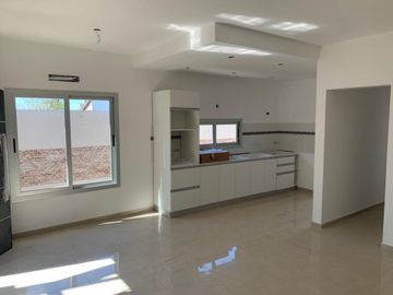 DEPARTAMENTO VENTA GRAL RODRIGUEZ 2 AMBIENTES