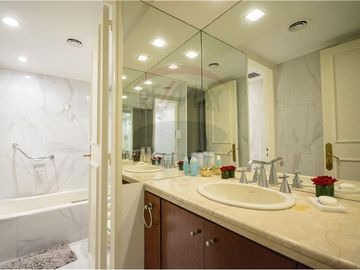 Departamento Venta  Recoleta - 4 amb.  c/cochera