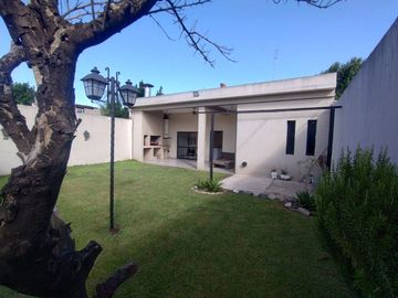 CASA MULTIFAMILIAR O 3 PH EN VENTA EN BOULOGNE
