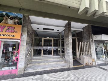 VENTA DEPARTAMENTO 3 AMBIENTES MONTE CASTRO BALCON