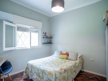 Casa 3 dormitorios+pileta+parque City Bell Venta