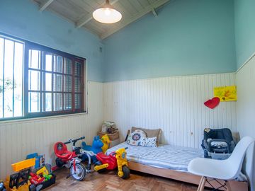 Casa 3 dormitorios+pileta+parque City Bell Venta