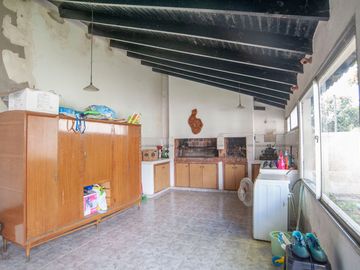 Casa 3 dormitorios+pileta+parque City Bell Venta