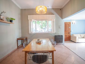 Casa 3 dormitorios+pileta+parque City Bell Venta