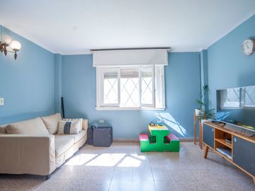 Casa 3 dormitorios+pileta+parque City Bell Venta