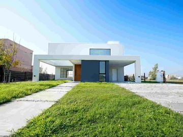 Casa en venta Magallanes Pueblos del Plata