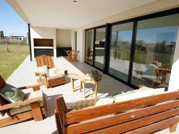 Casa en venta Magallanes Pueblos del Plata
