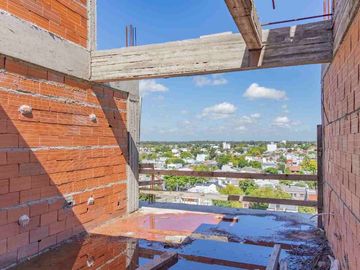 Departamento de 1 dormitorio en venta en La Plata