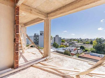 Departamento de 1 dormitorio en venta en La Plata