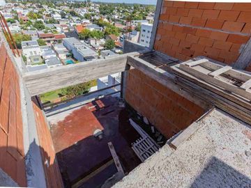 Departamento de 1 dormitorio en venta en La Plata