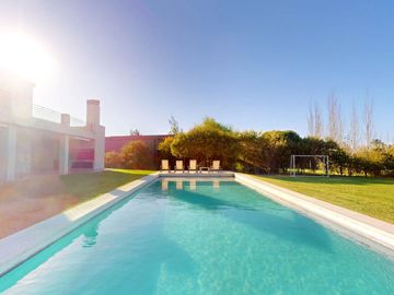 Casa en venta barrio privado - Los Ceibos