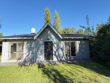 Venta Casa 3 Ambientes Con Jardin Pilar