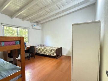 Venta Casa 3 Ambientes Con Jardin Pilar